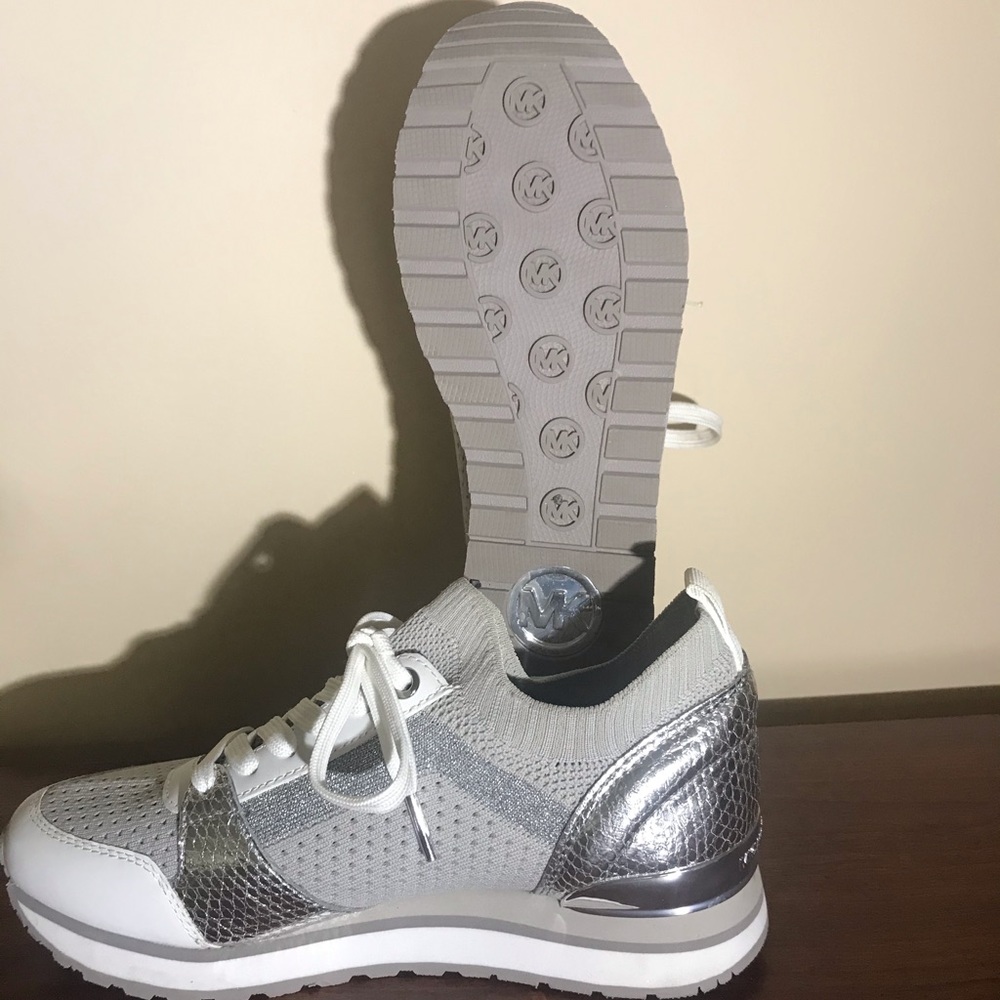 Micheal Kors Sneakers